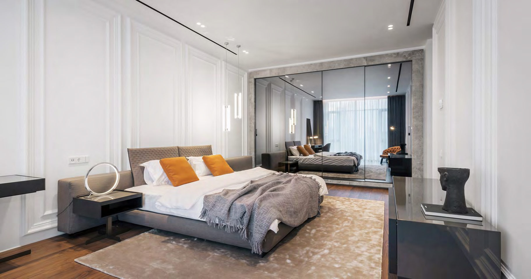 Diamond Apartment