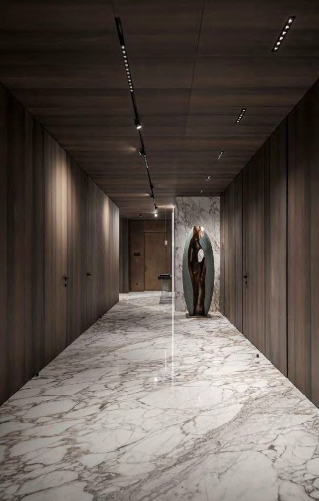Grand Apartment