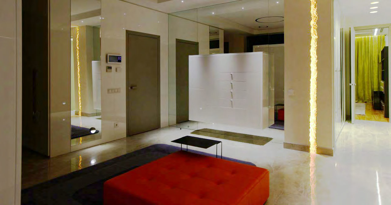 Hrushevskyi Apartment